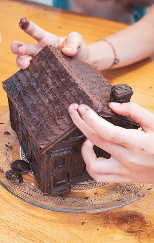 ערכת בניית בית משוקולד